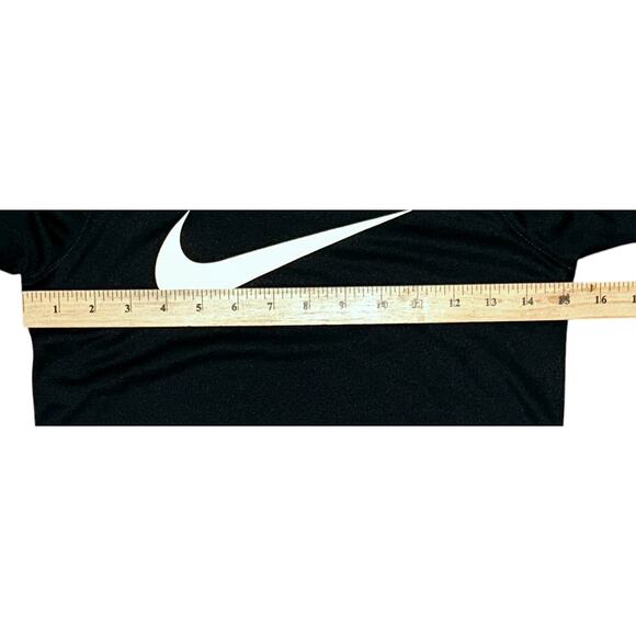 The Nike Tee Dri-FIT Swoosh Logo Black Athletic T-Shirt Big Kids' Boys Small - Picture 3 of 7